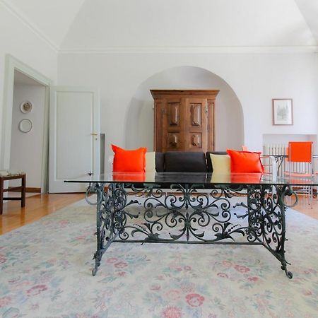 Bel Faggio Rosso Apartment Menaggio Bagian luar foto